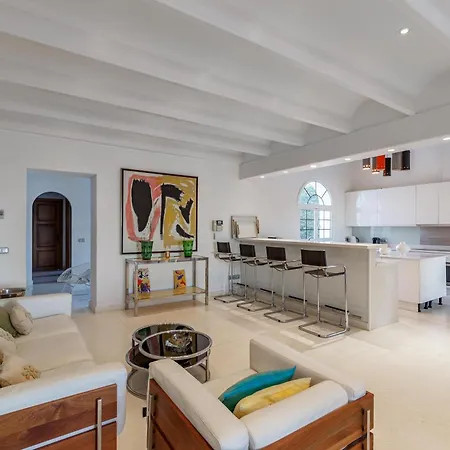 Holiday home For Rent In Marbella